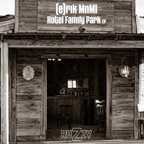 (e)Rik Mnml – Hotel Family Park RUZ015