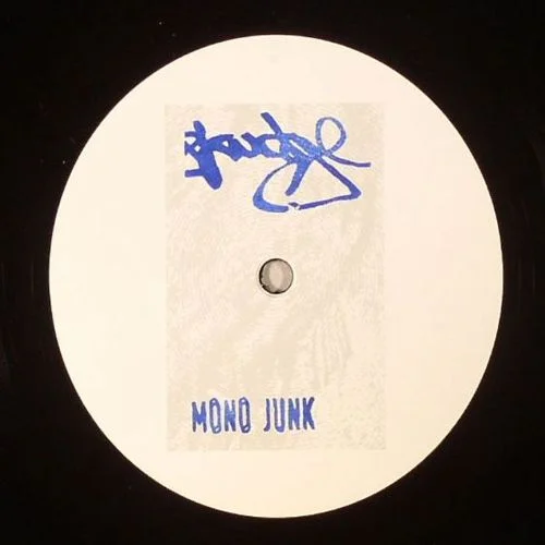 image cover: Mono Junk - Skudge White 006