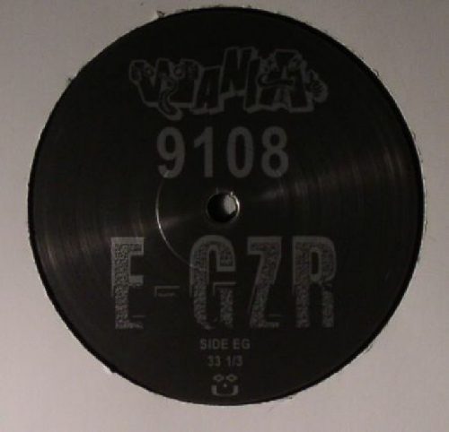 E-GZR – Wania Presenterer E-GZR [VINYLWANIA9108]
