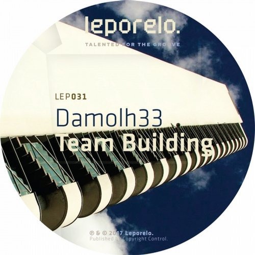 image cover: Damolh33 - Team Building / Leporelo