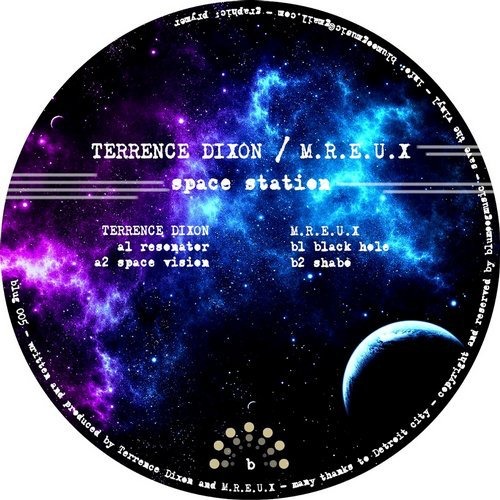 image cover: Terrence Dixon & M.R.E.U.X. - Space Station / Blumoog Records