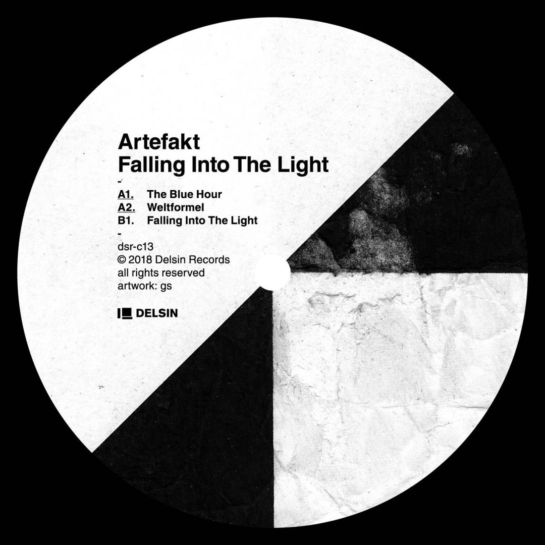 image cover: Artefakt - Falling Into The Light / dsr-c13
