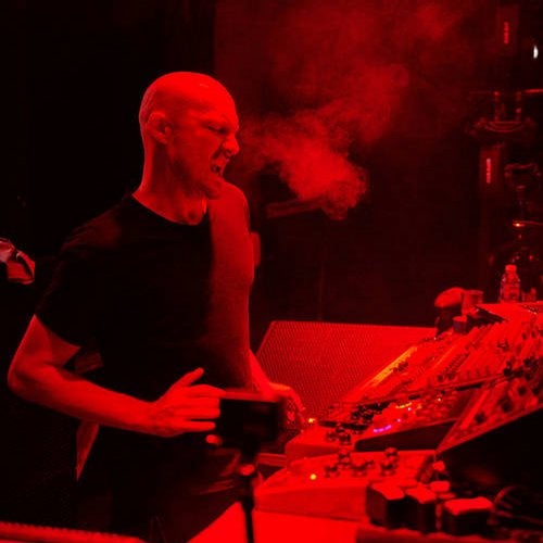 Download Paul Kalkbrenner - No Goodbye on Electrobuzz