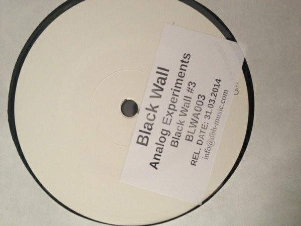 image cover: Analog Experiments - Black Wall 3 / BLWA003