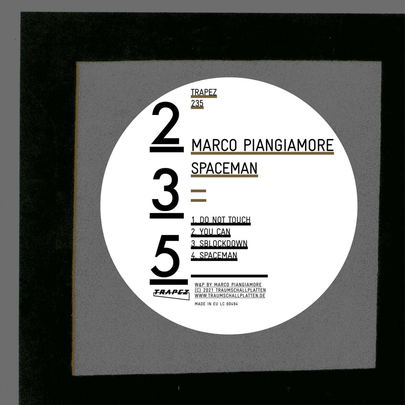 image cover: Marco Piangiamore - Spaceman / TRAPEZ235