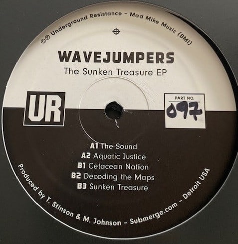 image cover: Wavejumpers - The Sunken Treasure EP / UR-097