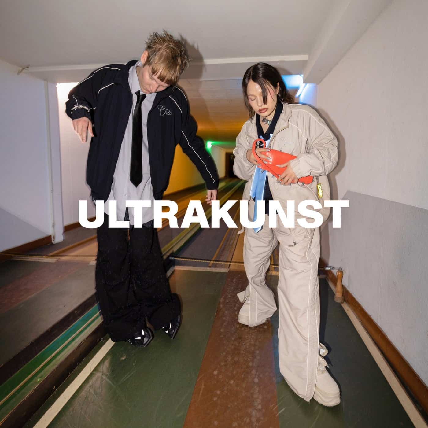 image cover: Brutalismus 3000 - ULTRAKUNST / RLS00245131