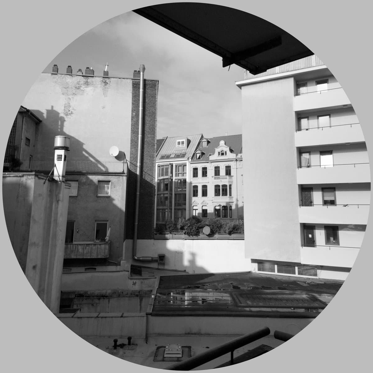 Release Cover: Kooscha - Laptop Jams // Köln '23 on Electrobuzz