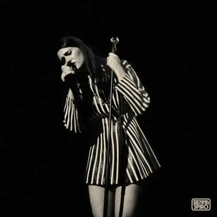 Cover Image: SIENNA SPIRO - Ain't No Way (Live at KOKO) on Capitol Records