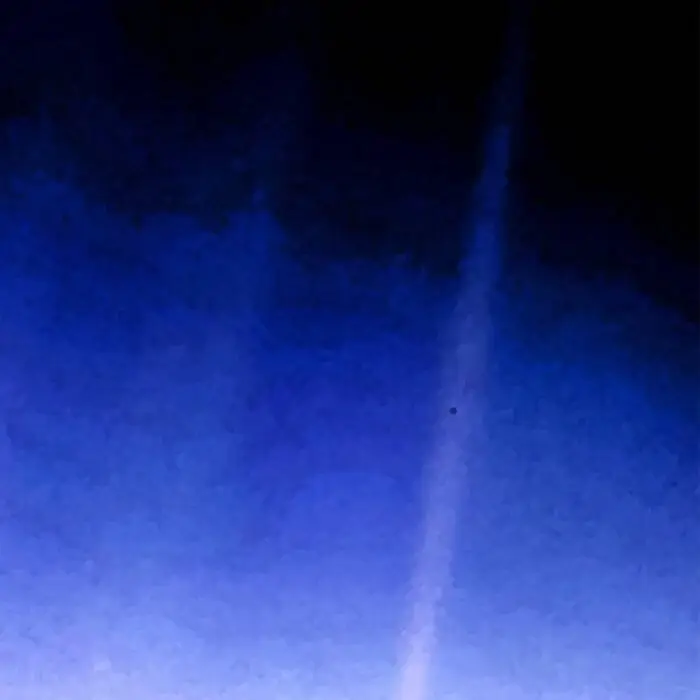 Cover Image: Federico Gandin - A PALE DOT on Diffuse Reality Records