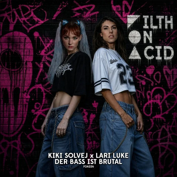 LARI LUKE, Kiki Solvej - Der Bass Ist Brutal cover art