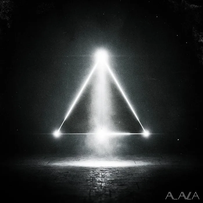 Lozaanso - Trinova cover art