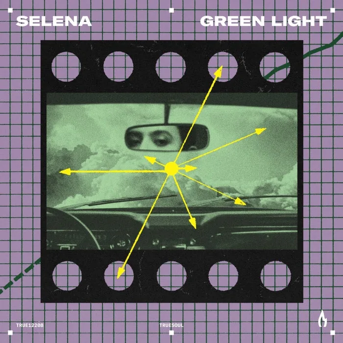 SELENA (KR) - Green Light cover art