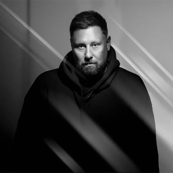 UMEK - Void Walker Chart [2026-08-31] cover art