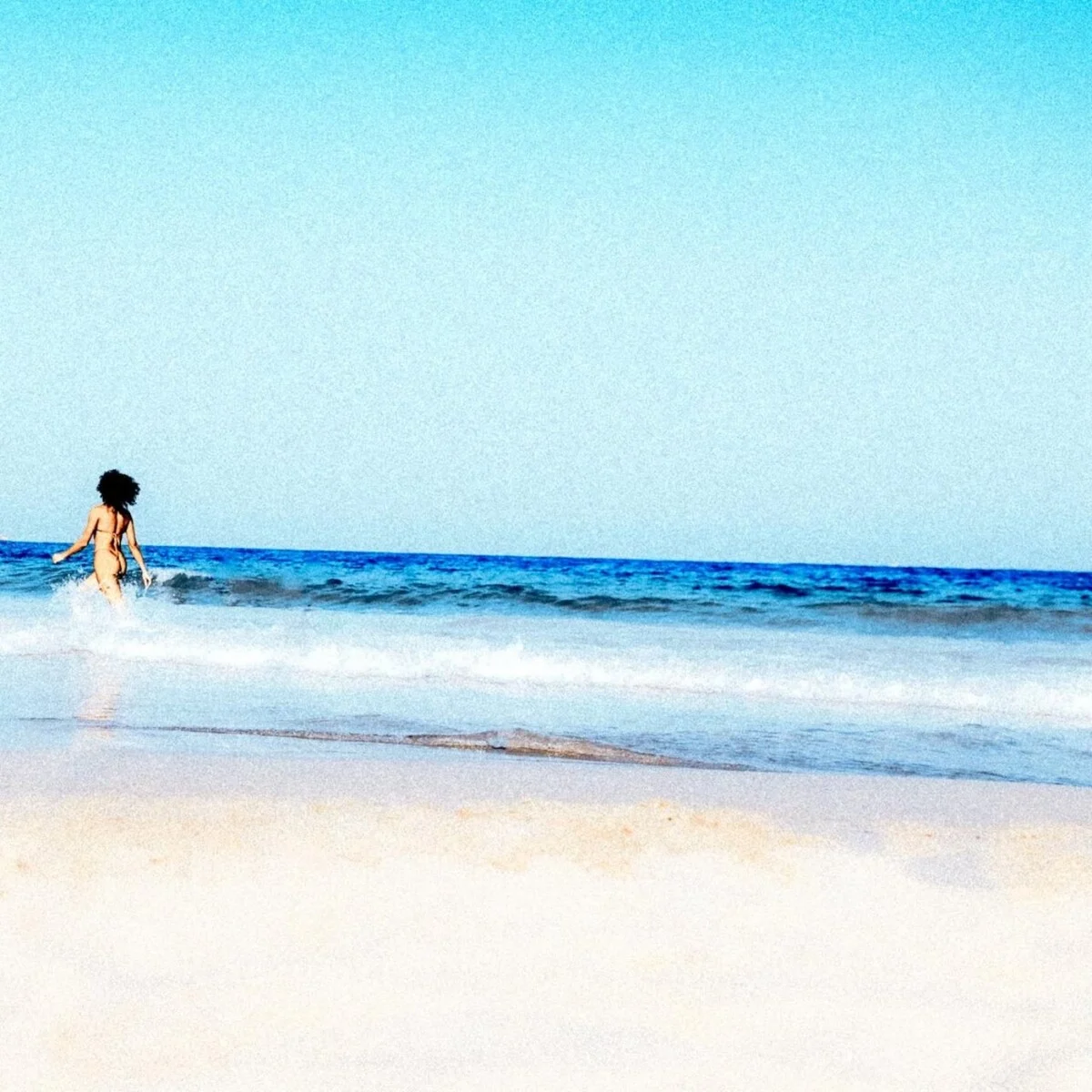 Cover Image for Sun is Shining (Lovelee Dae) Extended Mix